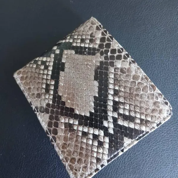 pyton skin wallet